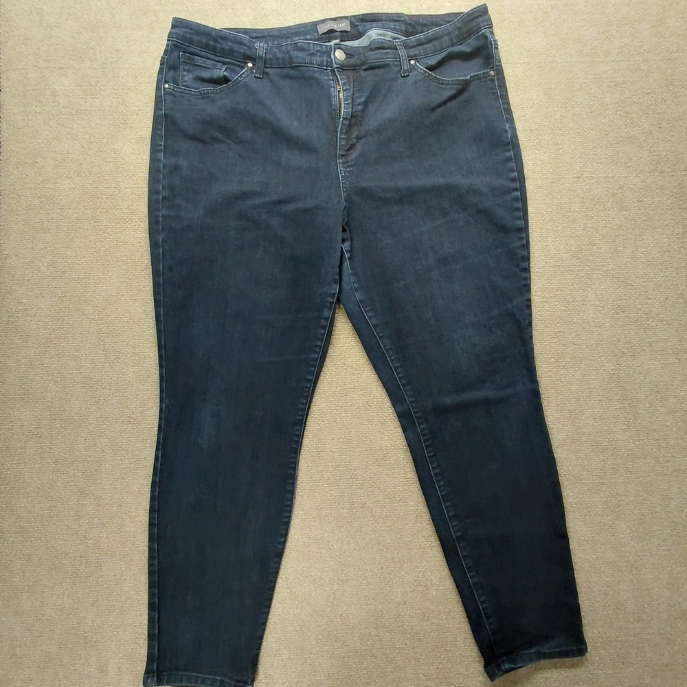 The‎ Limited Blue Denim Jeans Dark Wash Tapered Leg Women's Plus Size 20W
